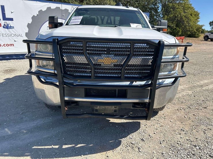 2016-chevrolet-silverado-2500-image-5