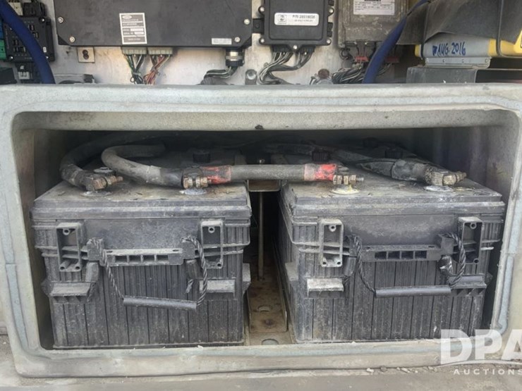 2001-mci-102-el3-image-28