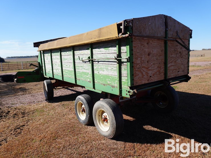 john-deere-125-image-7