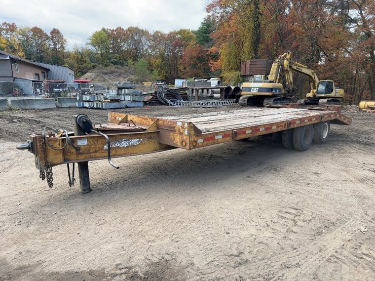 1983-pecoy-t/a-utility-trailer-image-1