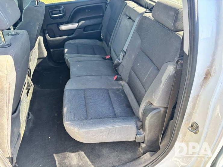 2018-chevrolet-silverado-image-63