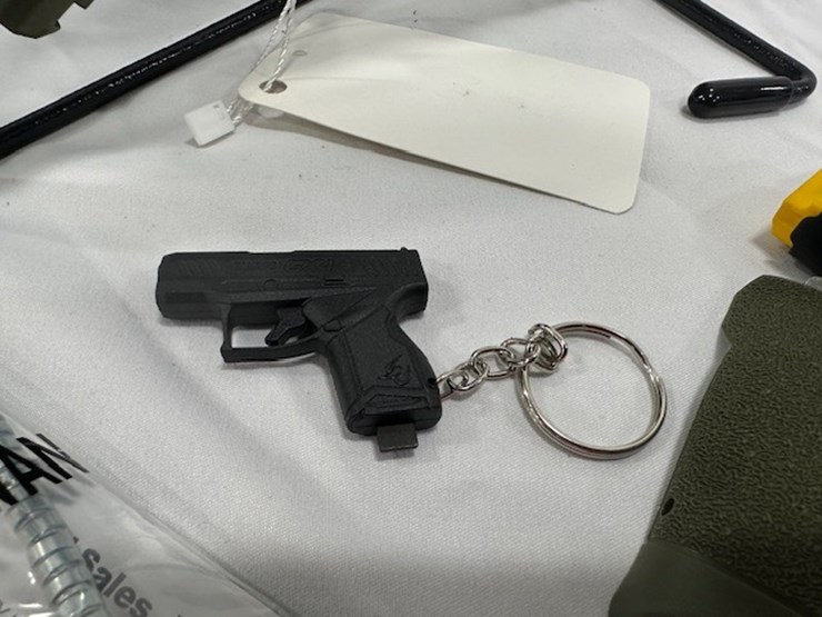 #2025-00062-•-taurus-gx4-pistol-image-5