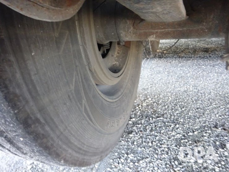 2018-wilson-hopper-bottom-image-52