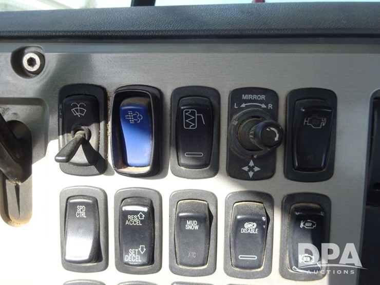 2014-mack-pinnacle-truck-(pz13988,-unit-239)-image-101