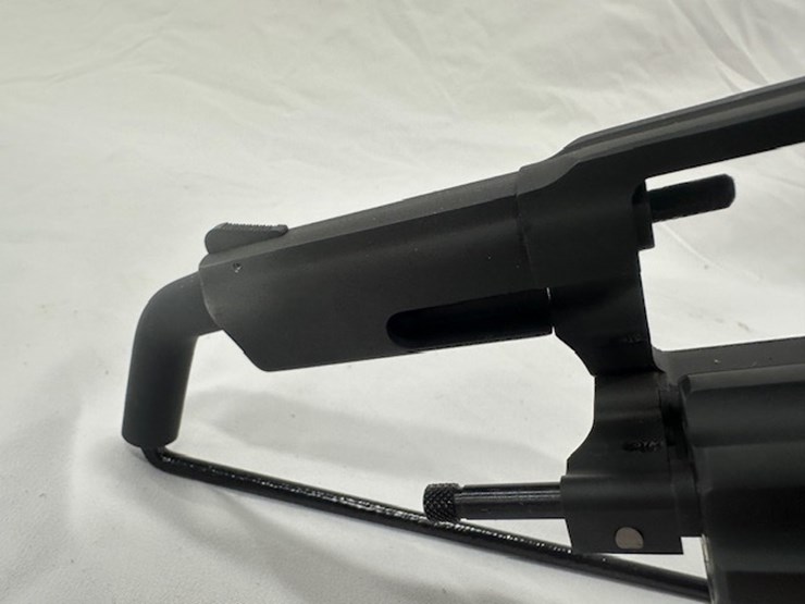 #2025-00067-•-taurus-942m-revolver-image-27