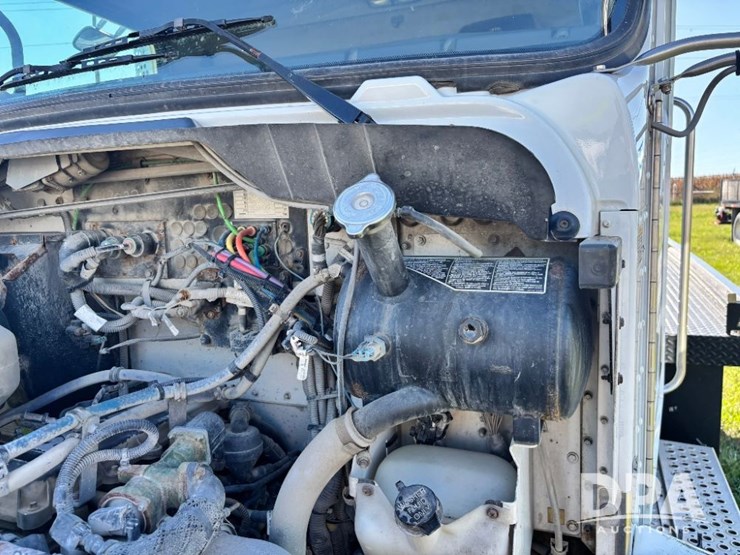 2013-kenworth-t370-image-55