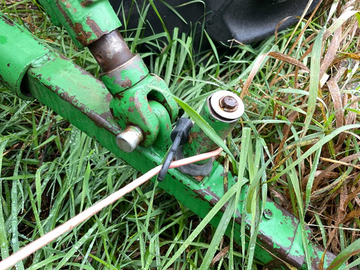 john-deere-3010-image-15