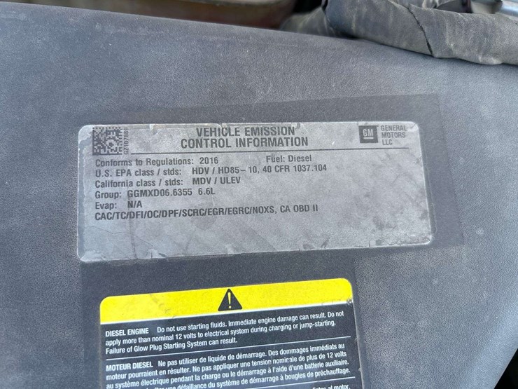 2016-chevrolet-silverado-2500-image-12