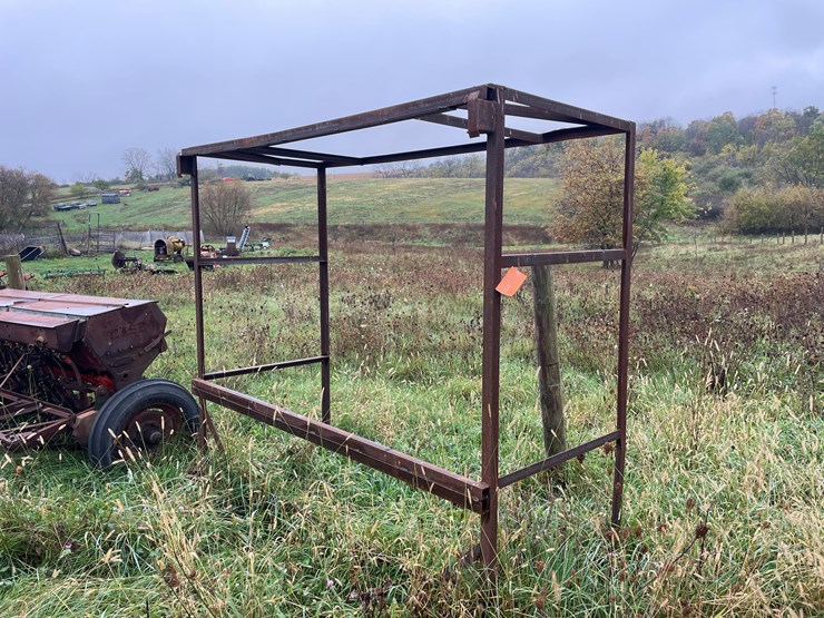 #8114-•-metal-frame-image-1