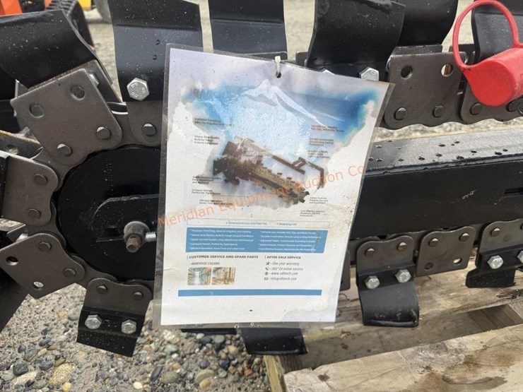 ir-mini-skid-steer-hyd-trencher-image-6