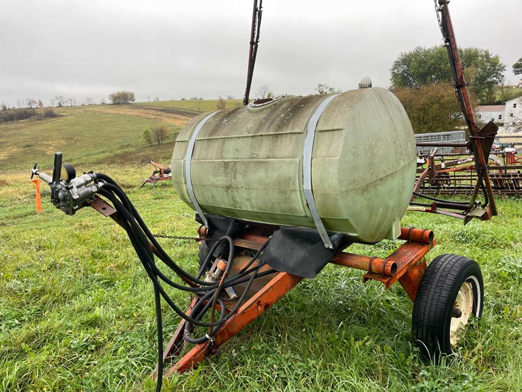 #8032-•-ag-sprayer-image-1