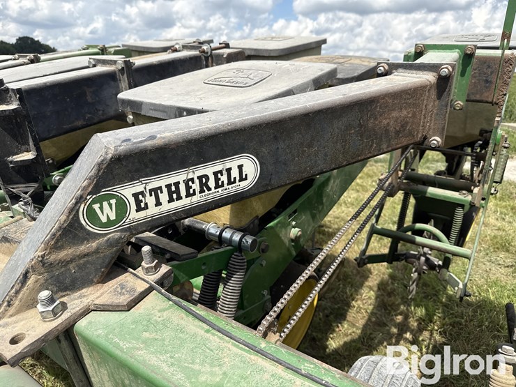 john-deere-7000-image-14