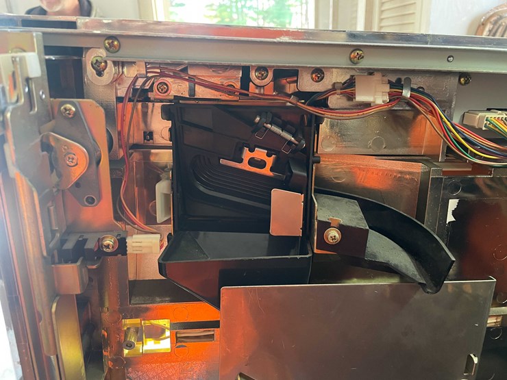 #6628-•-john-deere-poker-machine-image-11