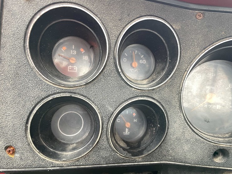 #8043-•-1981-chevy-custom-deluxe-30-truck-(has-wi-title)-image-39