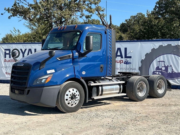 2021-freightliner-cascadia-116-image-1