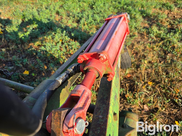 john-deere-7-image-12