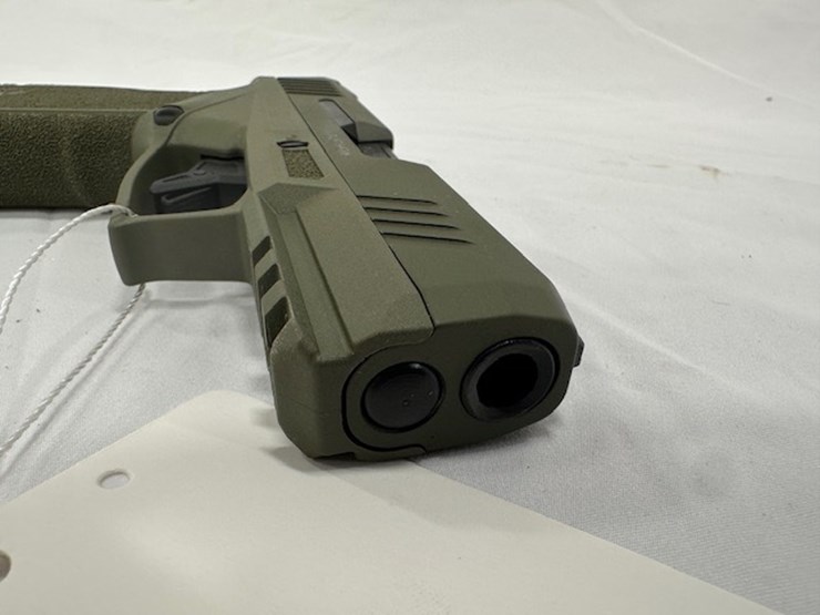 #2025-00062-•-taurus-gx4-pistol-image-59