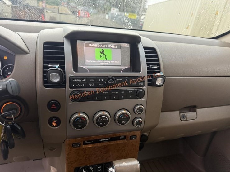 2005-nissan-pathfinder-le-image-31