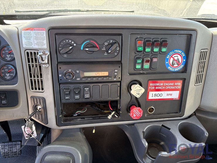 2013-international-workstar-7400-image-55