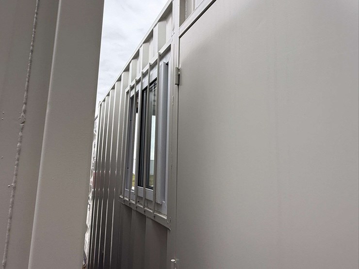 12-ft-small-shipping-container-image-14