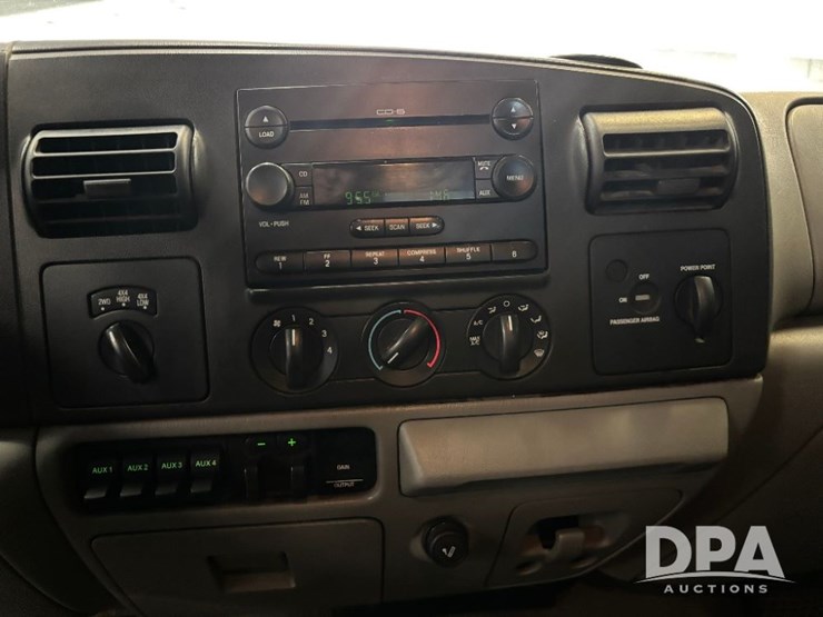 2006-ford-f350-xlt-image-66