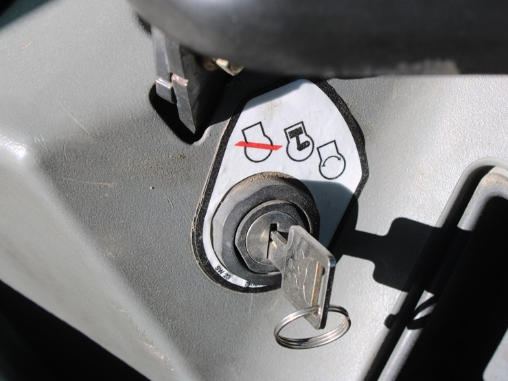 2016-bobcat-e32i-image-55