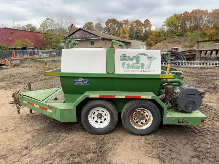 easy-lawn-l65-t/a-tow-behind-hydroseeder-image-2