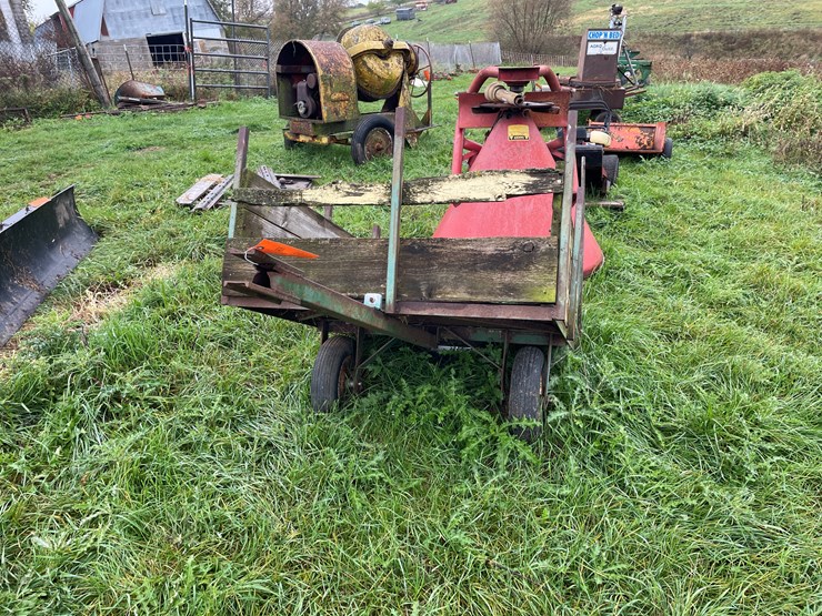 #8130-•-utility-trailer-image-2