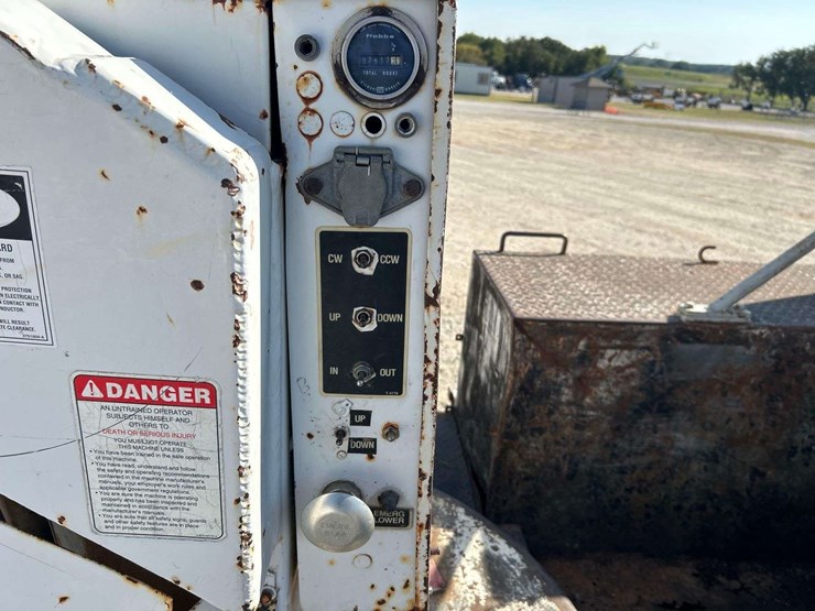 2005-international-durastar-4300-image-26