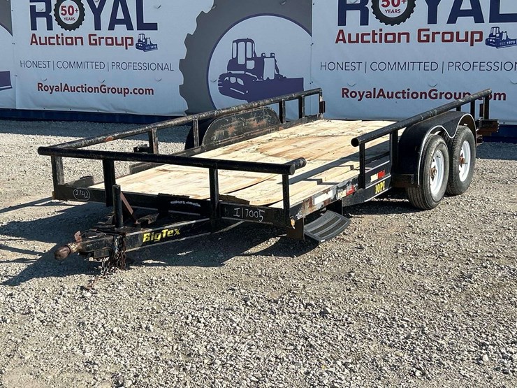 2003-big-tex-10pi-16ft.-t/a-pipe-top-utility-trailer-image-1