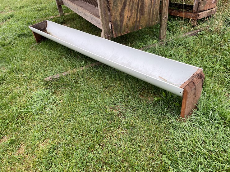 #9617-•-(3)-feeders-image-2