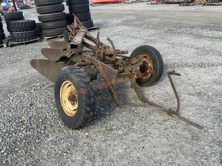 international-60-image-3