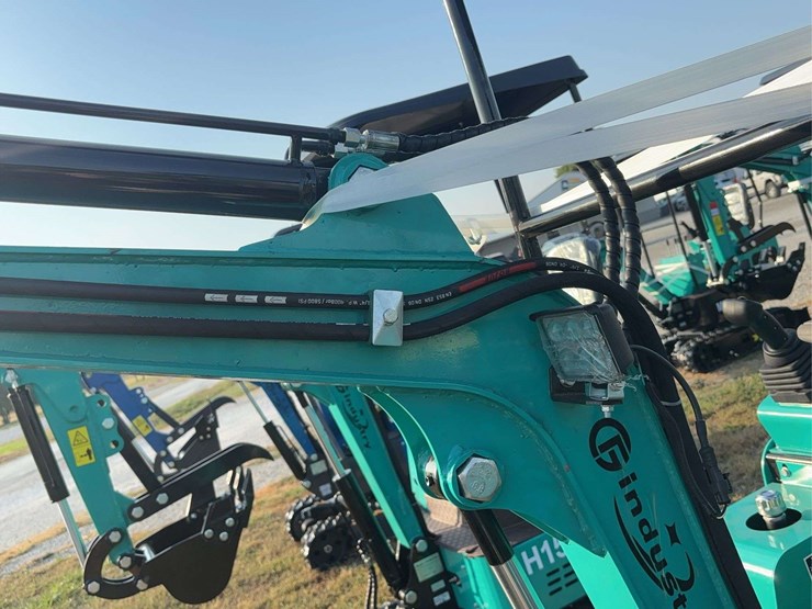 mini-excavator-h15r-image-11