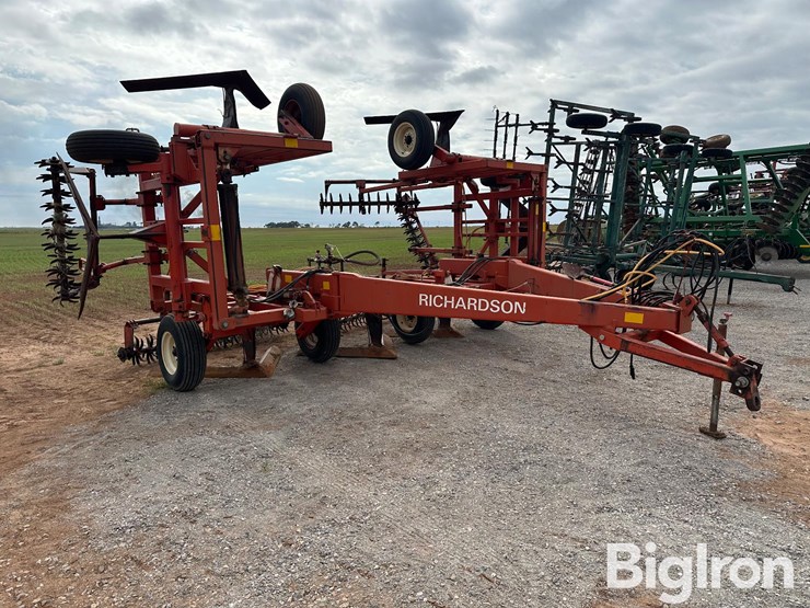 richardson-7x5-image-3