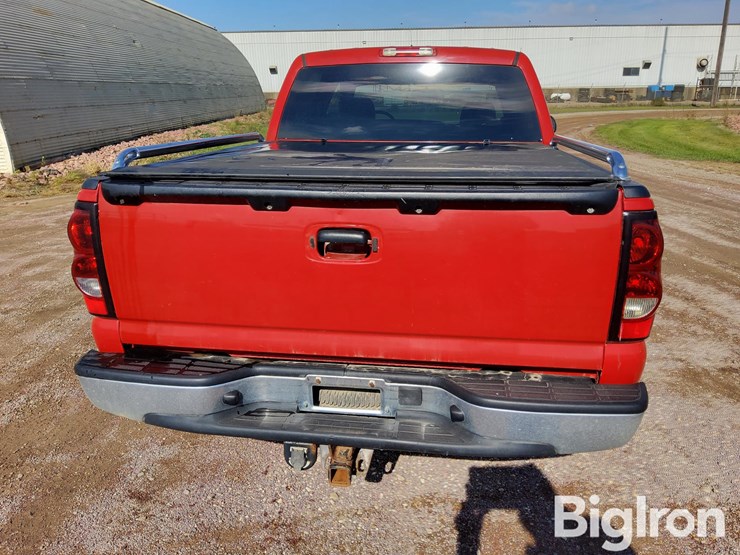 2005-chevrolet-silverado-1500-image-6