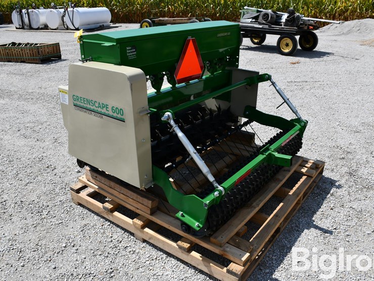 strickland-bros-greenscape-600-image-7