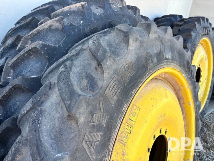 2013-john-deere-4830-image-75