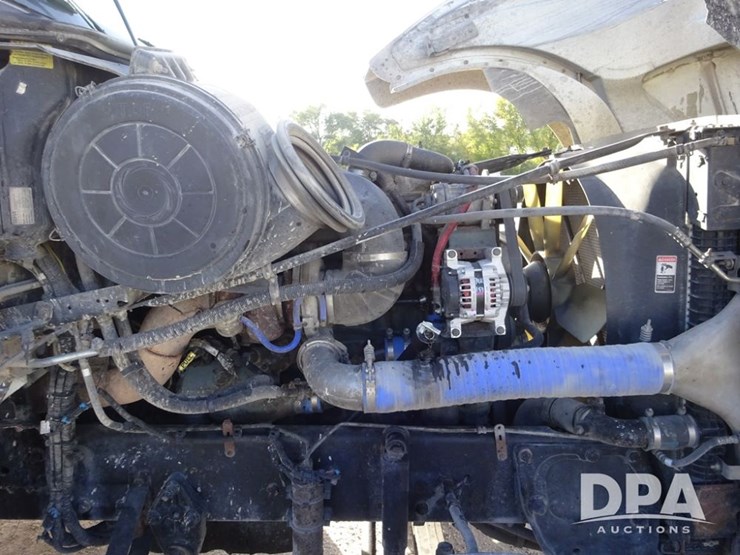 2018-freightliner-coronado-day-cab-glider-truck-(pz13996,-unit-773)-image-70