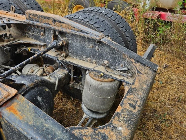 2015-mack-pinnacle-cxu600-truck-(jm647)-image-5