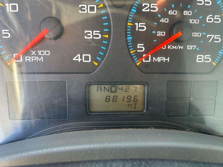 2005-international-durastar-4300-image-6