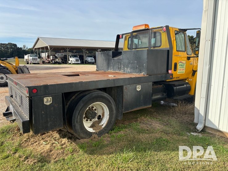 2007-international-durastar-4300-image-12