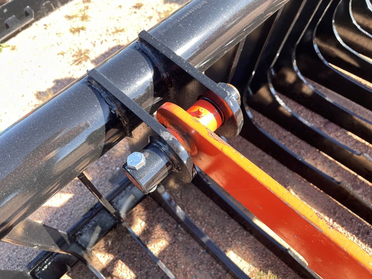 #4115-•-76"-skeleton-grapple-bucket-attachment-image-9