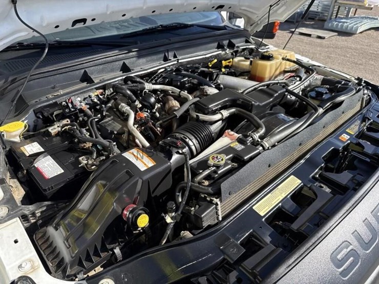 2013-ford-f550-image-15