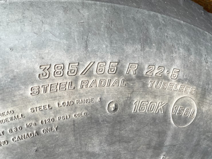 #1000-•-2005-mack-semi-tractor-(has-mi-title)-image-51