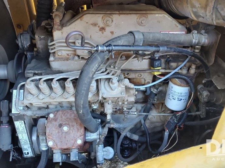 1984-grove-rt740-image-17