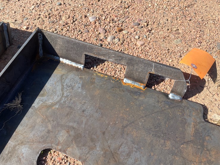 #4131-•-universal-adaptor-plate-image-5