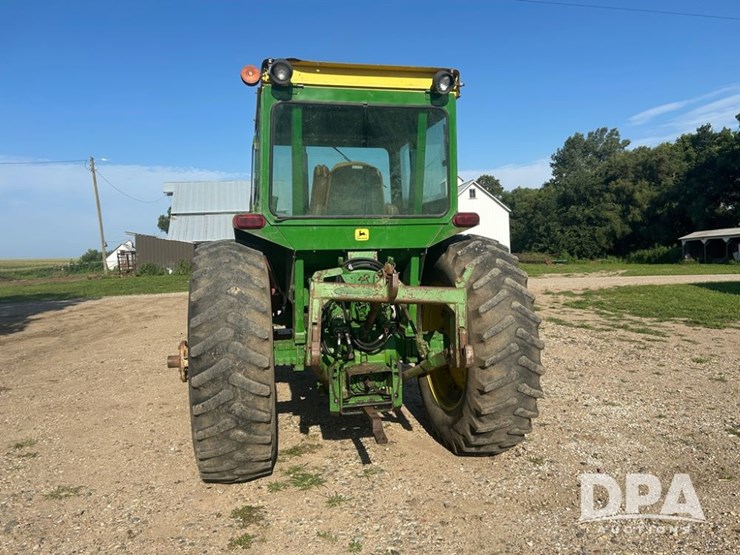 1972-john-deere-4320-image-5