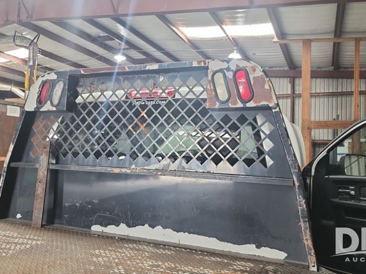 2012-dodge-ram-5500-image-22