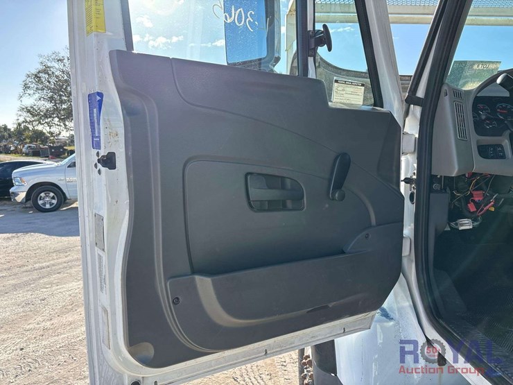 2013-international-workstar-7400-image-50