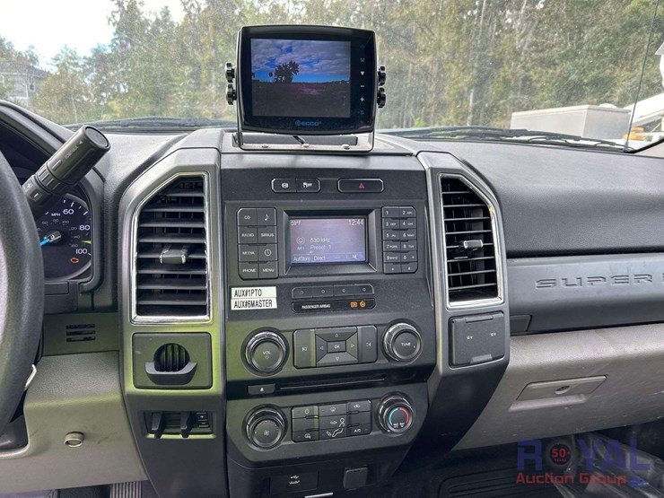 2018-ford-f550-image-18